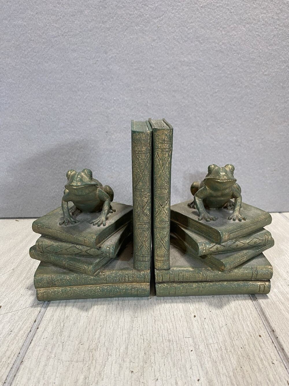 Set of 2 Decorative "Frog On Books" Bookends